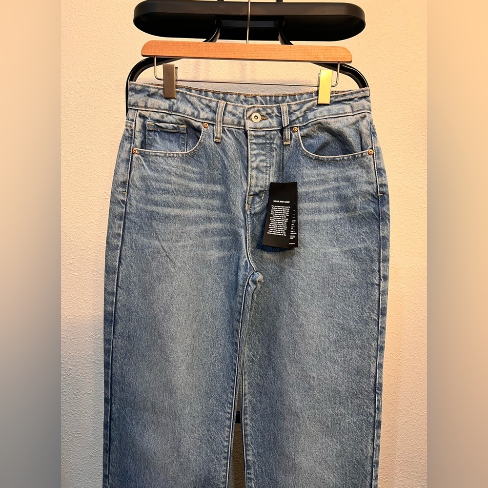 NWT OUTLAND AMY HIGH RISE WIDE LEG JEANS